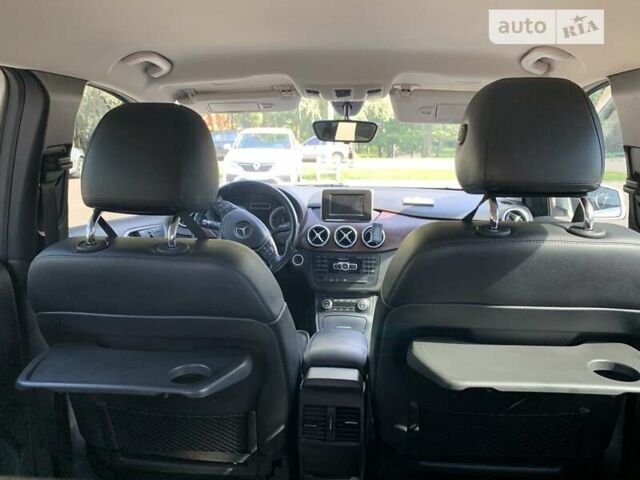 Білий Мерседес Б-клас, об'ємом двигуна 0 л та пробігом 76 тис. км за 10900 $, фото 22 на Automoto.ua