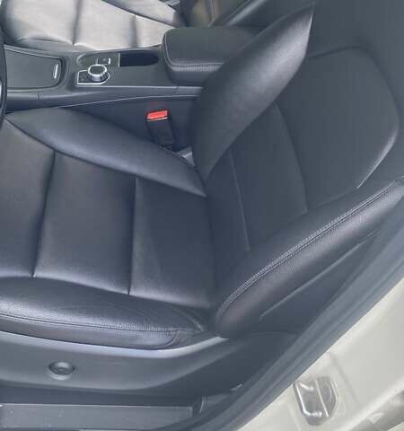 Білий Мерседес Б-клас, об'ємом двигуна 2 л та пробігом 156 тис. км за 12600 $, фото 11 на Automoto.ua