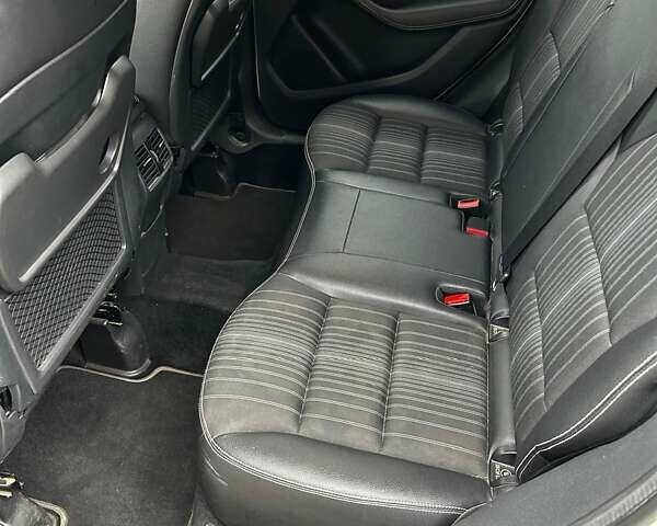 Білий Мерседес Б-клас, об'ємом двигуна 1.46 л та пробігом 146 тис. км за 11600 $, фото 3 на Automoto.ua