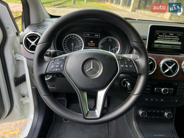 Белый Мерседес Б-класс, объемом двигателя 0 л и пробегом 132 тыс. км за 8999 $, фото 26 на Automoto.ua