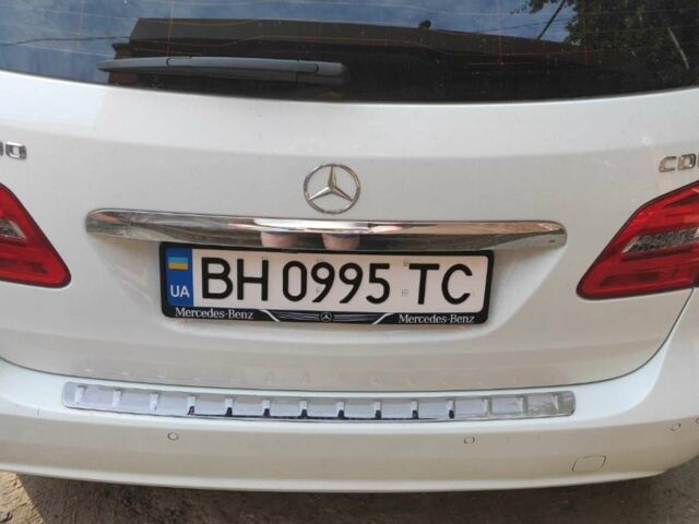 Білий Мерседес Б-клас, об'ємом двигуна 1.8 л та пробігом 72 тис. км за 17000 $, фото 9 на Automoto.ua