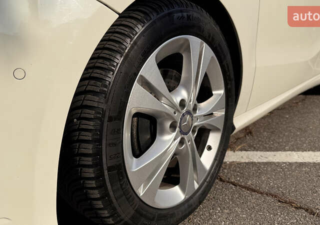 Белый Мерседес Б-класс, объемом двигателя 1.8 л и пробегом 200 тыс. км за 11800 $, фото 35 на Automoto.ua