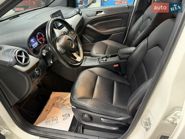 Білий Мерседес Б-клас, об'ємом двигуна 0 л та пробігом 94 тис. км за 10500 $, фото 10 на Automoto.ua