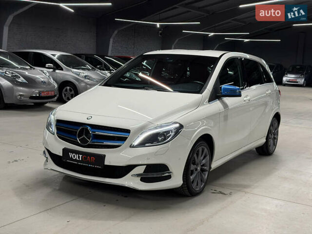 Білий Мерседес Б-клас, об'ємом двигуна 0 л та пробігом 94 тис. км за 10500 $, фото 3 на Automoto.ua