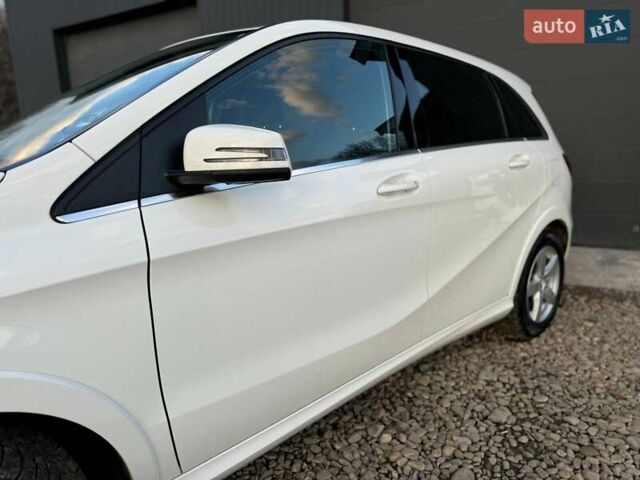 Белый Мерседес Б-класс, объемом двигателя 0 л и пробегом 82 тыс. км за 9800 $, фото 19 на Automoto.ua