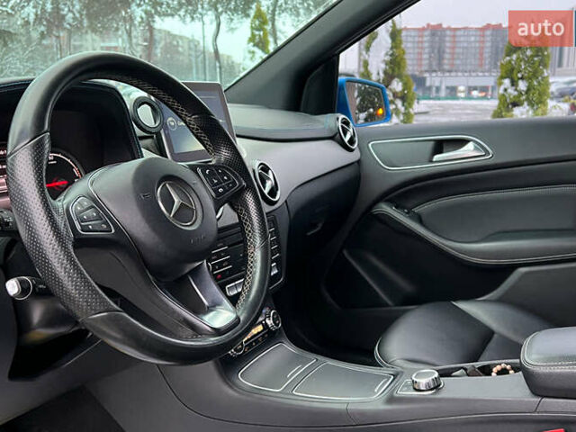 Белый Мерседес Б-класс, объемом двигателя 0 л и пробегом 146 тыс. км за 11700 $, фото 9 на Automoto.ua