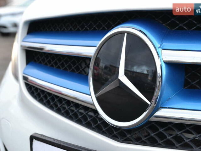 Білий Мерседес Б-клас, об'ємом двигуна 0 л та пробігом 104 тис. км за 10799 $, фото 48 на Automoto.ua