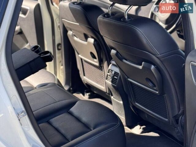 Белый Мерседес Б-класс, объемом двигателя 0 л и пробегом 137 тыс. км за 12500 $, фото 8 на Automoto.ua