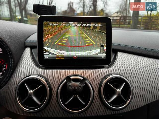 Белый Мерседес Б-класс, объемом двигателя 0 л и пробегом 120 тыс. км за 9440 $, фото 19 на Automoto.ua