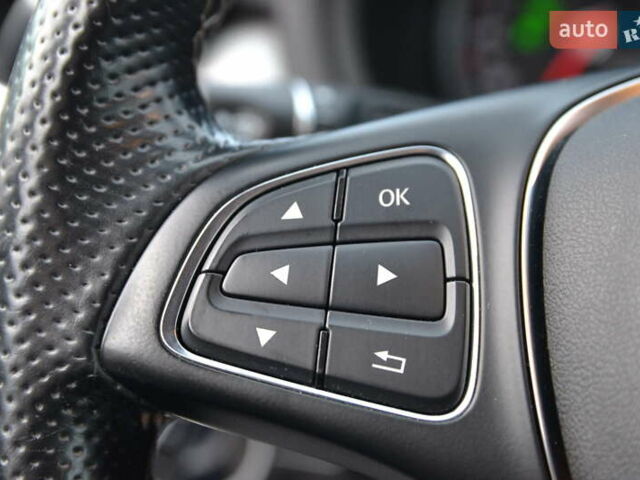 Білий Мерседес Б-клас, об'ємом двигуна 0 л та пробігом 104 тис. км за 10799 $, фото 31 на Automoto.ua