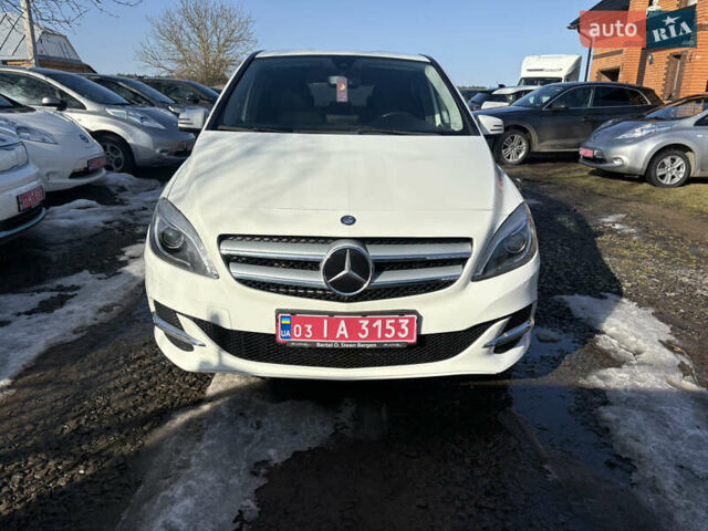 Білий Мерседес Б-клас, об'ємом двигуна 0 л та пробігом 147 тис. км за 8700 $, фото 1 на Automoto.ua