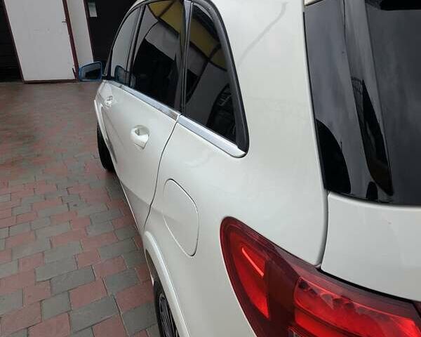 Білий Мерседес Б-клас, об'ємом двигуна 0 л та пробігом 134 тис. км за 10300 $, фото 9 на Automoto.ua