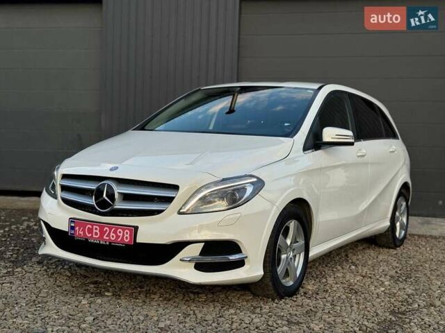 Белый Мерседес Б-класс, объемом двигателя 0 л и пробегом 82 тыс. км за 9800 $, фото 15 на Automoto.ua