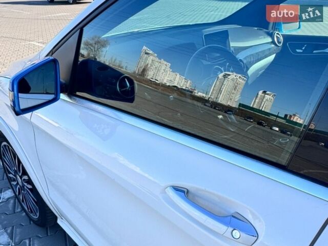 Белый Мерседес Б-класс, объемом двигателя 0 л и пробегом 67 тыс. км за 11900 $, фото 12 на Automoto.ua