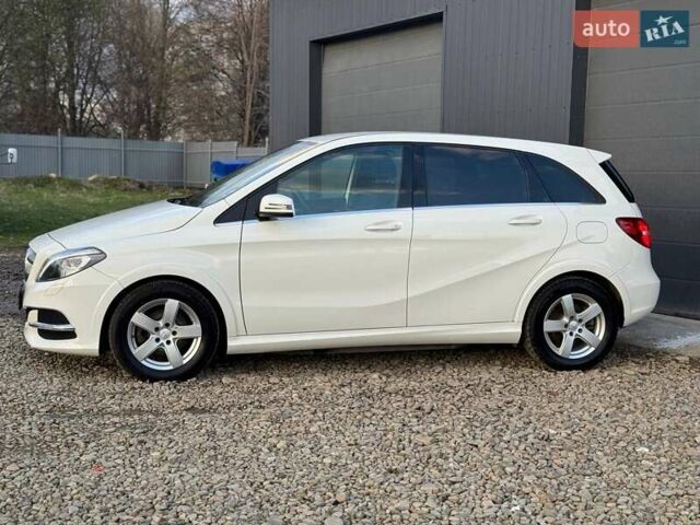 Белый Мерседес Б-класс, объемом двигателя 0 л и пробегом 82 тыс. км за 9800 $, фото 13 на Automoto.ua