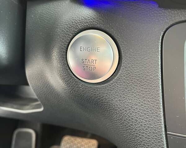 Белый Мерседес Б-класс, объемом двигателя 0 л и пробегом 104 тыс. км за 11300 $, фото 36 на Automoto.ua