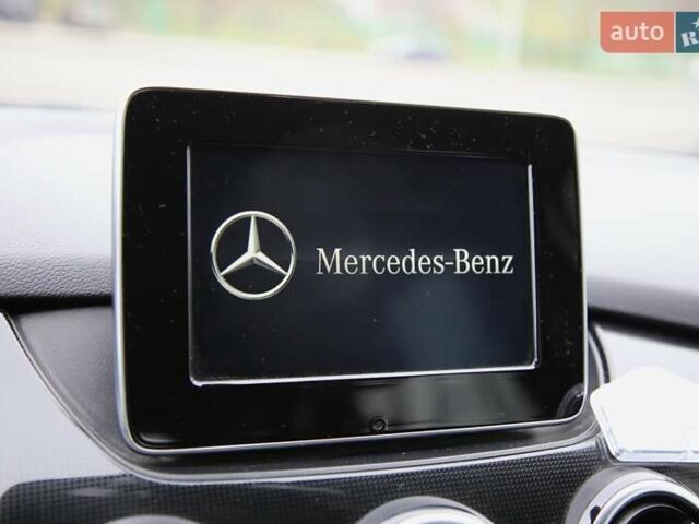 Белый Мерседес Б-класс, объемом двигателя 0 л и пробегом 158 тыс. км за 9500 $, фото 15 на Automoto.ua