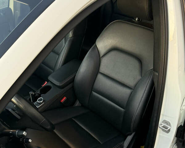 Белый Мерседес Б-класс, объемом двигателя 0 л и пробегом 81 тыс. км за 10950 $, фото 45 на Automoto.ua