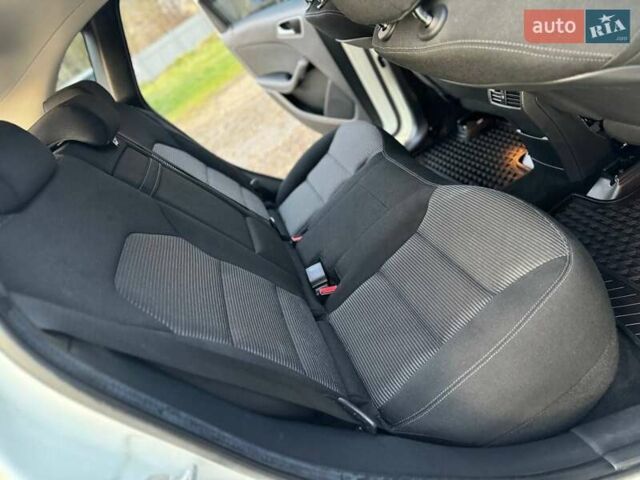 Белый Мерседес Б-класс, объемом двигателя 0 л и пробегом 82 тыс. км за 9800 $, фото 40 на Automoto.ua