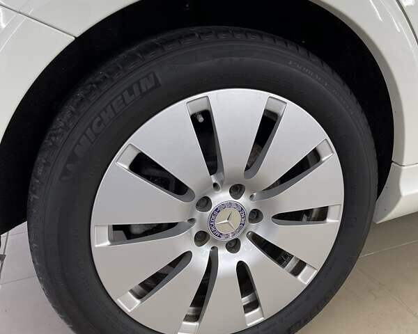 Белый Мерседес Б-класс, объемом двигателя 0 л и пробегом 73 тыс. км за 16900 $, фото 16 на Automoto.ua