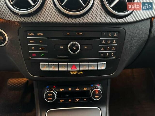 Белый Мерседес Б-класс, объемом двигателя 0 л и пробегом 120 тыс. км за 9440 $, фото 20 на Automoto.ua