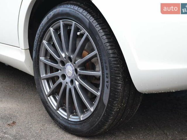 Білий Мерседес Б-клас, об'ємом двигуна 0 л та пробігом 104 тис. км за 10799 $, фото 12 на Automoto.ua