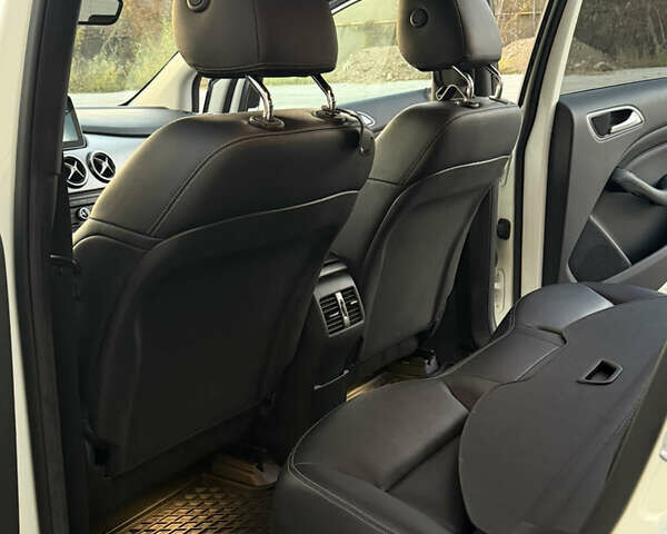 Белый Мерседес Б-класс, объемом двигателя 0 л и пробегом 81 тыс. км за 10950 $, фото 60 на Automoto.ua