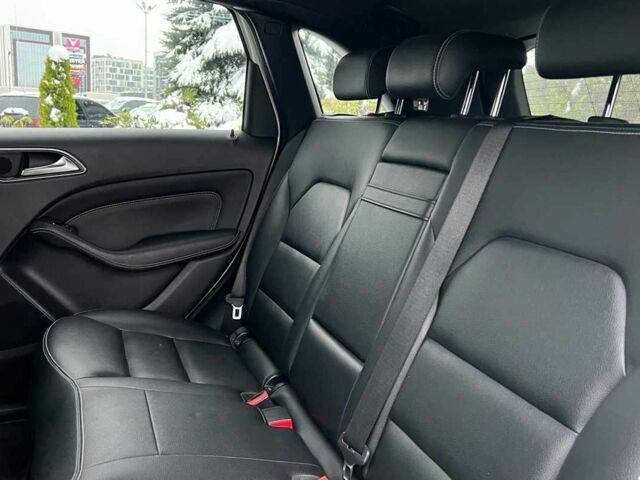 Белый Мерседес Б-класс, объемом двигателя 0 л и пробегом 146 тыс. км за 11700 $, фото 19 на Automoto.ua