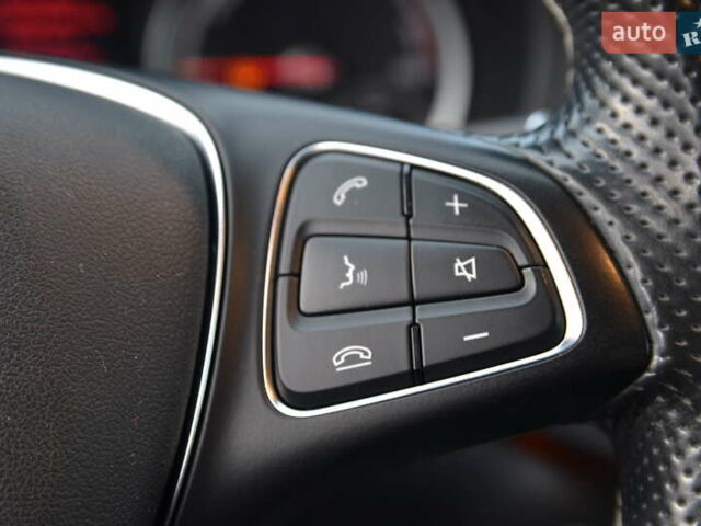 Білий Мерседес Б-клас, об'ємом двигуна 0 л та пробігом 104 тис. км за 10799 $, фото 32 на Automoto.ua