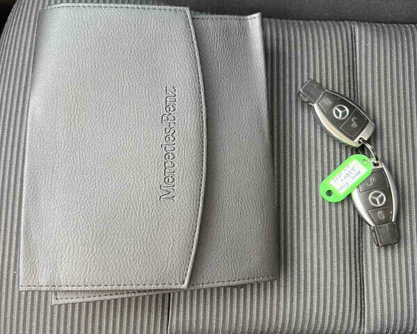 Белый Мерседес Б-класс, объемом двигателя 0 л и пробегом 87 тыс. км за 9000 $, фото 16 на Automoto.ua