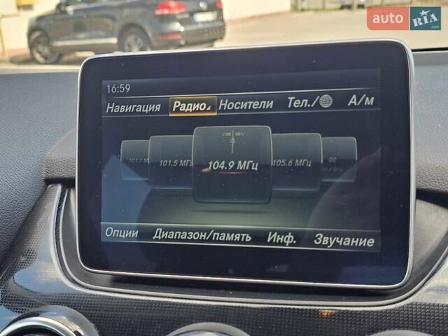 Білий Мерседес Б-клас, об'ємом двигуна 0 л та пробігом 175 тис. км за 12500 $, фото 24 на Automoto.ua