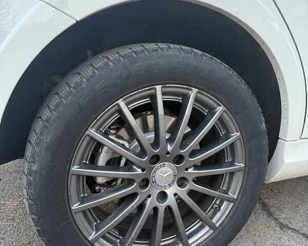 Білий Мерседес Б-клас, об'ємом двигуна 0 л та пробігом 146 тис. км за 11300 $, фото 15 на Automoto.ua