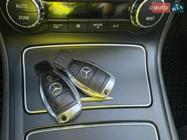 Белый Мерседес Б-класс, объемом двигателя 0 л и пробегом 147 тыс. км за 8700 $, фото 26 на Automoto.ua