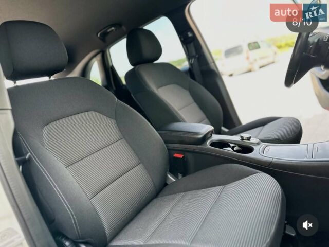 Білий Мерседес Б-клас, об'ємом двигуна 0 л та пробігом 120 тис. км за 9999 $, фото 8 на Automoto.ua