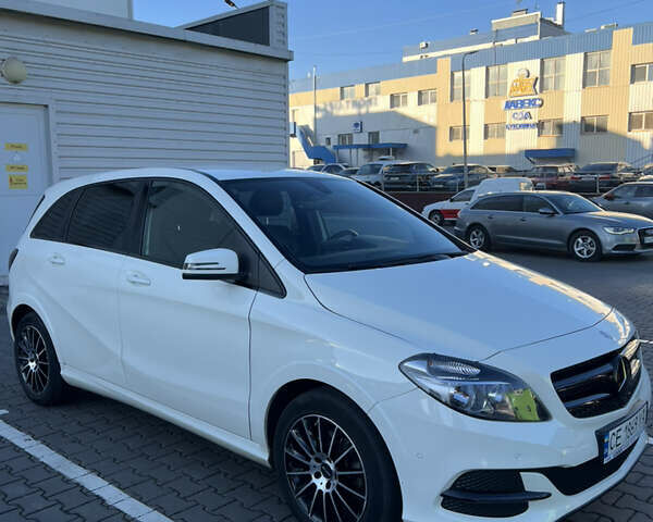 Белый Мерседес Б-класс, объемом двигателя 0 л и пробегом 70 тыс. км за 11500 $, фото 1 на Automoto.ua