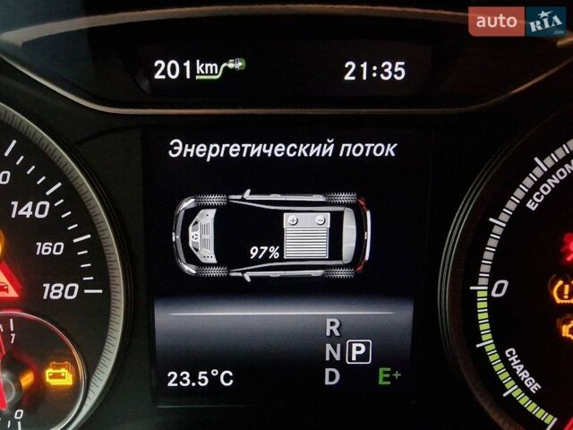 Білий Мерседес Б-клас, об'ємом двигуна 0 л та пробігом 135 тис. км за 10700 $, фото 16 на Automoto.ua