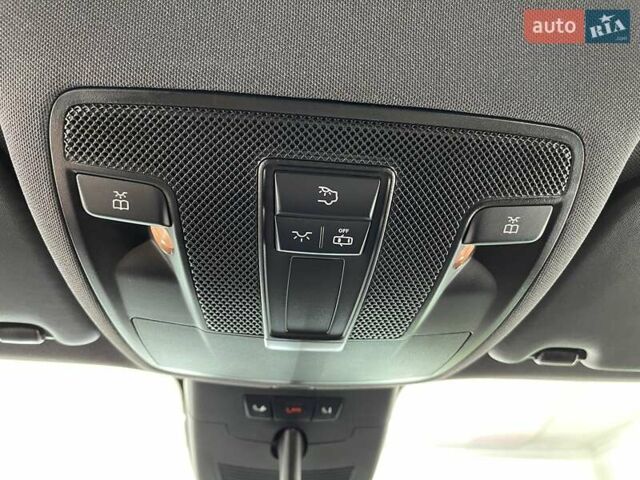 Белый Мерседес Б-класс, объемом двигателя 0 л и пробегом 73 тыс. км за 16900 $, фото 17 на Automoto.ua