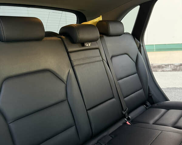 Белый Мерседес Б-класс, объемом двигателя 0 л и пробегом 81 тыс. км за 10950 $, фото 59 на Automoto.ua