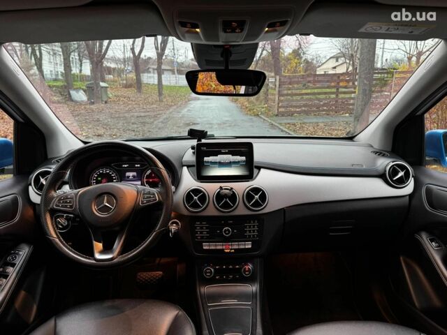 Белый Мерседес Б-класс, объемом двигателя 0 л и пробегом 120 тыс. км за 9440 $, фото 25 на Automoto.ua