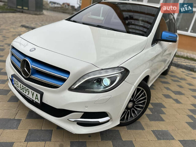 Білий Мерседес Б-клас, об'ємом двигуна 0 л та пробігом 78 тис. км за 11200 $, фото 13 на Automoto.ua