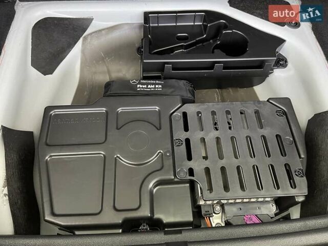 Белый Мерседес Б-класс, объемом двигателя 0 л и пробегом 73 тыс. км за 16900 $, фото 20 на Automoto.ua