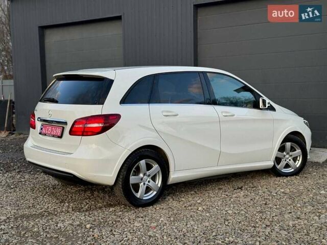Белый Мерседес Б-класс, объемом двигателя 0 л и пробегом 82 тыс. км за 9800 $, фото 22 на Automoto.ua