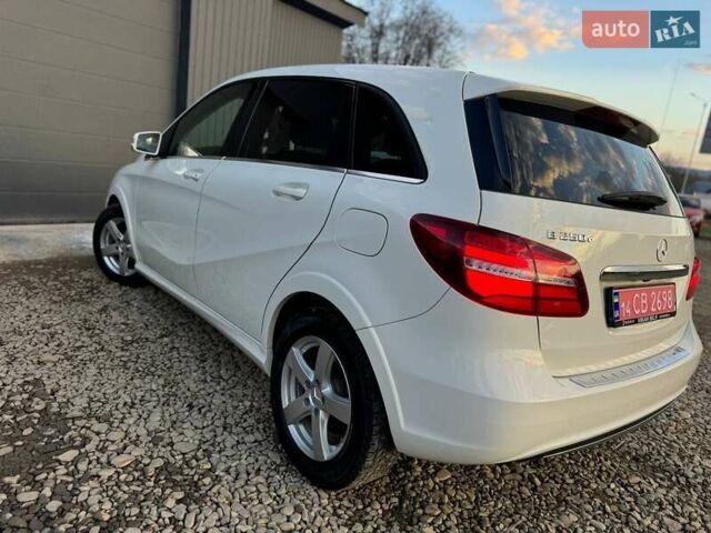 Белый Мерседес Б-класс, объемом двигателя 0 л и пробегом 82 тыс. км за 9800 $, фото 14 на Automoto.ua