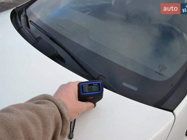 Білий Мерседес Б-клас, об'ємом двигуна 0 л та пробігом 104 тис. км за 10799 $, фото 35 на Automoto.ua