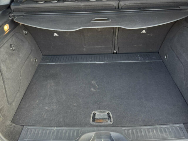 Белый Мерседес Б-класс, объемом двигателя 0 л и пробегом 158 тыс. км за 10500 $, фото 9 на Automoto.ua