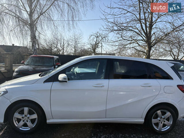 Білий Мерседес Б-клас, об'ємом двигуна 0 л та пробігом 147 тис. км за 8700 $, фото 8 на Automoto.ua