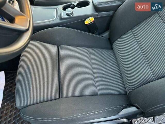 Белый Мерседес Б-класс, объемом двигателя 0 л и пробегом 82 тыс. км за 9800 $, фото 39 на Automoto.ua