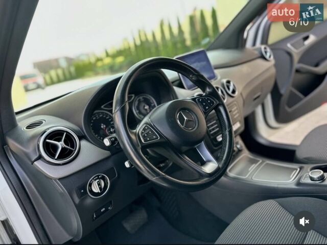 Білий Мерседес Б-клас, об'ємом двигуна 0 л та пробігом 120 тис. км за 9999 $, фото 5 на Automoto.ua