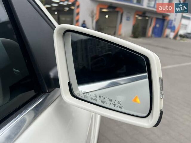 Белый Мерседес Б-класс, объемом двигателя 0 л и пробегом 65 тыс. км за 13500 $, фото 9 на Automoto.ua