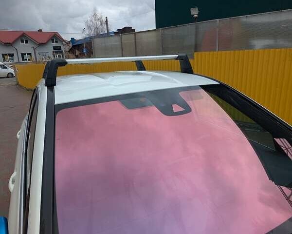 Білий Мерседес Б-клас, об'ємом двигуна 0 л та пробігом 134 тис. км за 10300 $, фото 12 на Automoto.ua